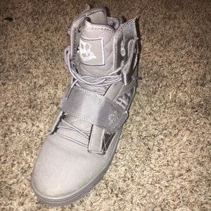 Vlador swagger shoes